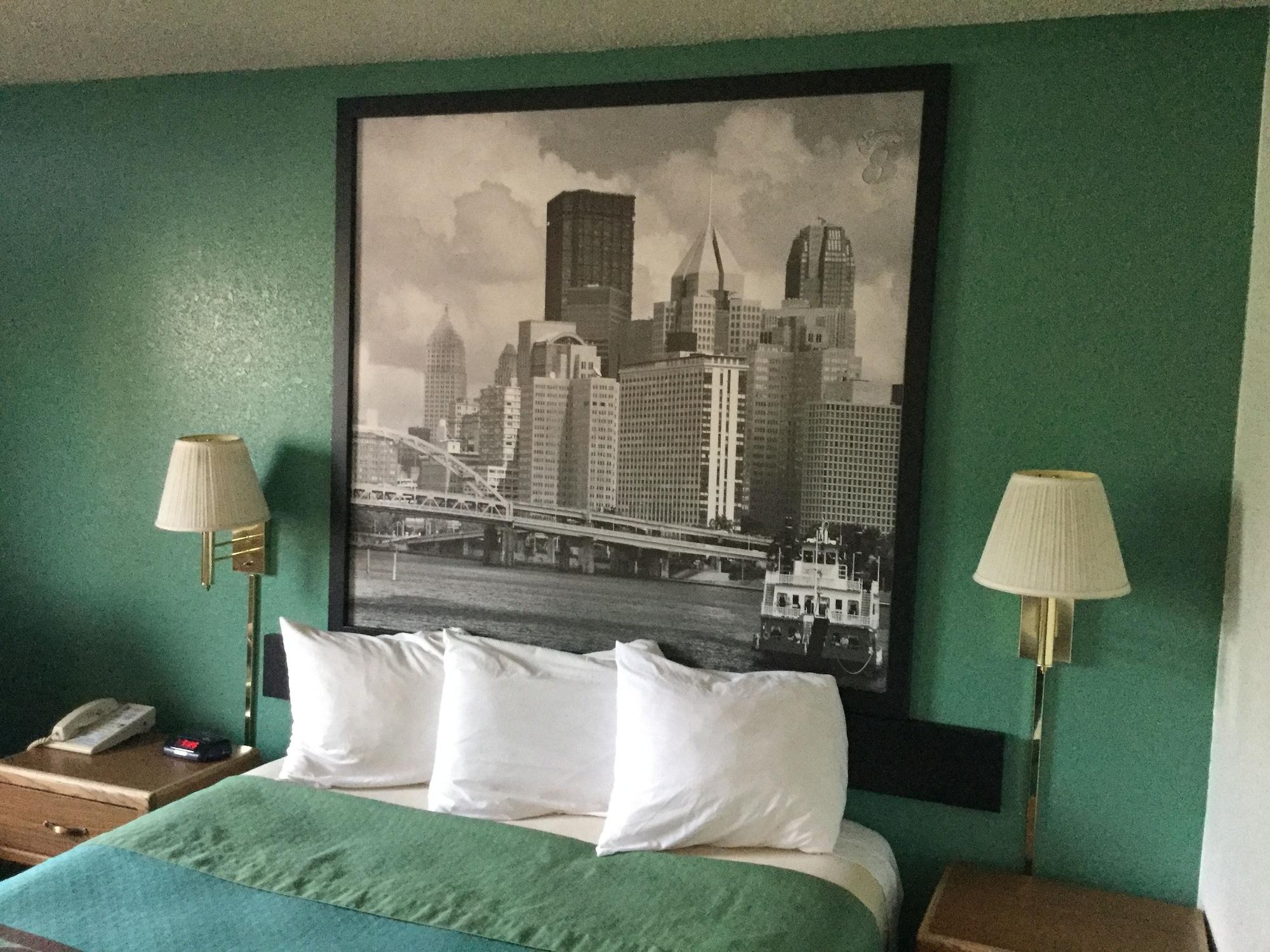 Super 8 By Wyndham 3*