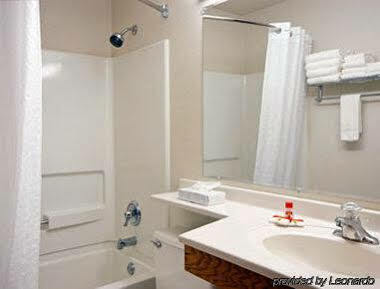 Super 8 By Wyndham 3* New Stanton