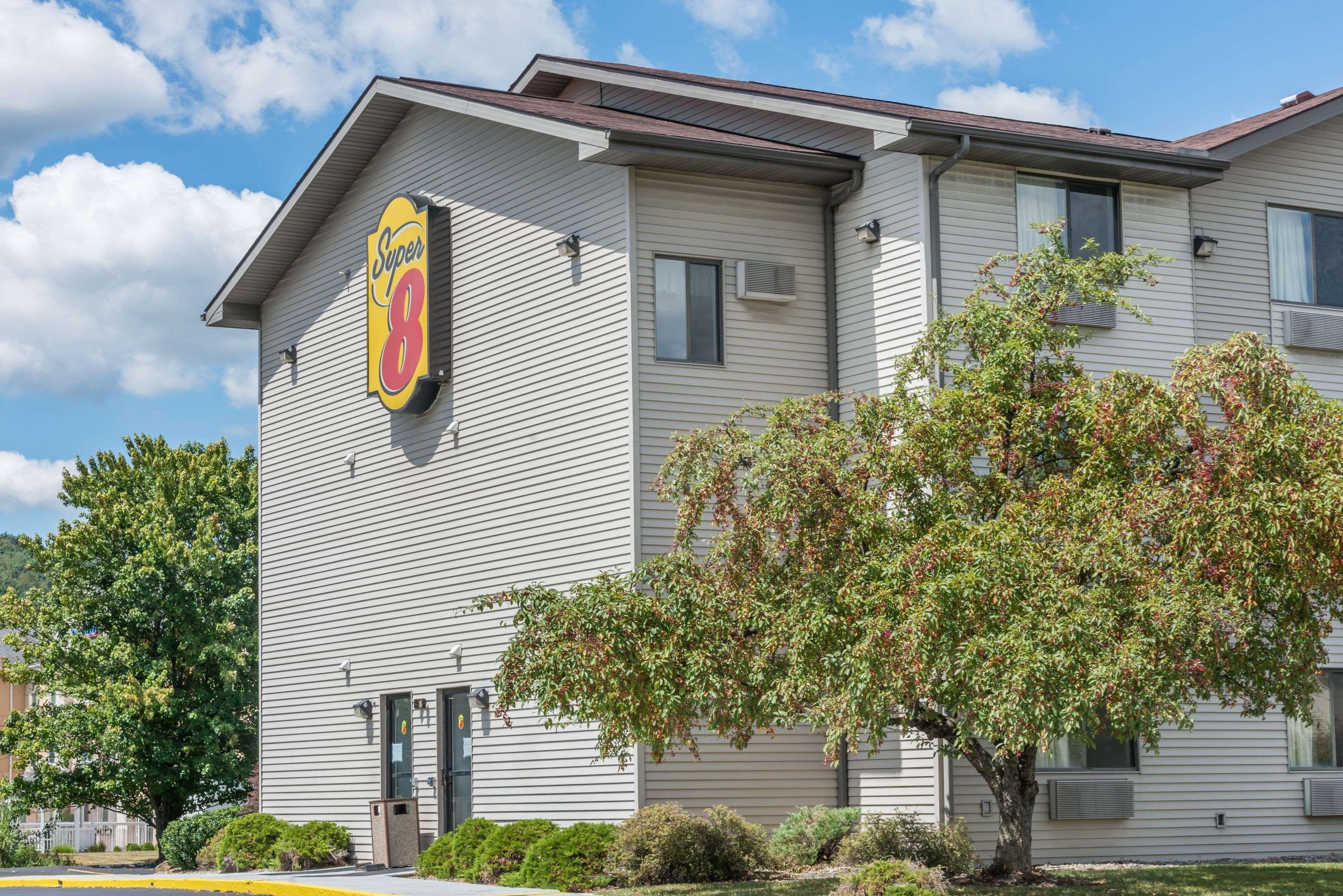 Hotel Super 8 By Wyndham New Stanton