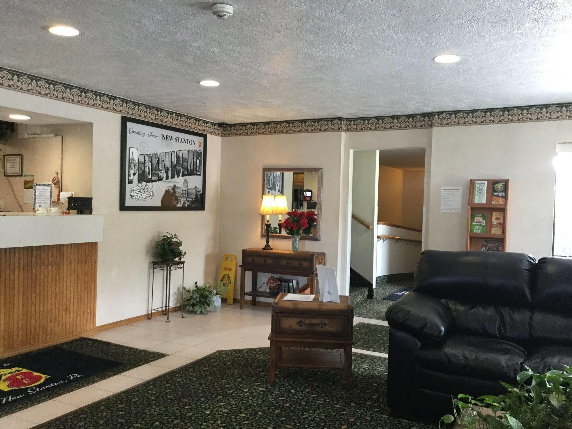 Hotel Super 8 By Wyndham New Stanton